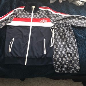 Gucci outfit ,size medium